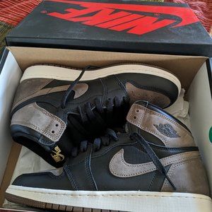 Air Jordan 1 Palomino Size 7Y (GS)